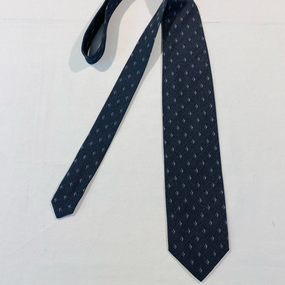 Giorgio Armani men’s silk tie